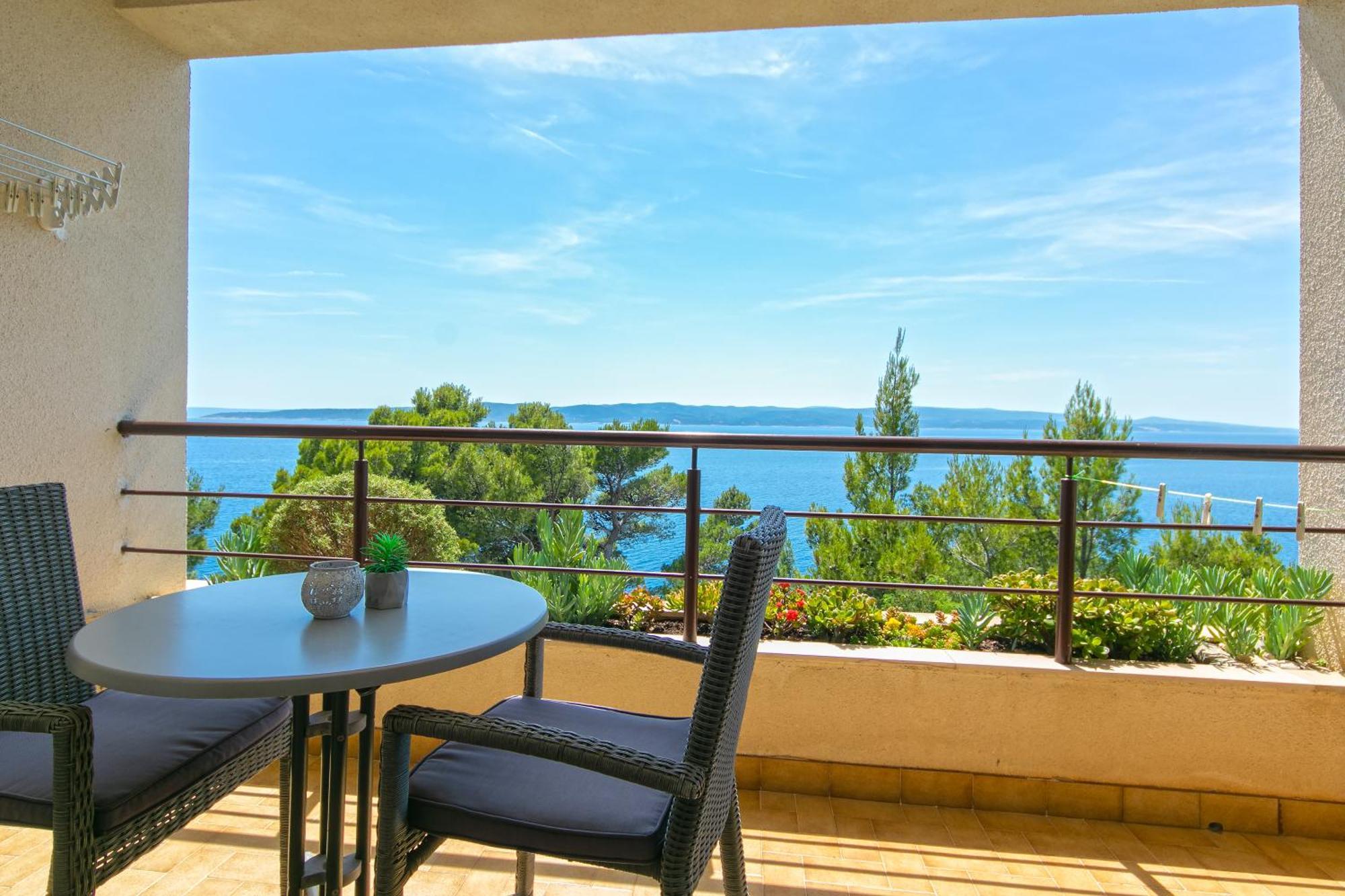 Apartman 1 *